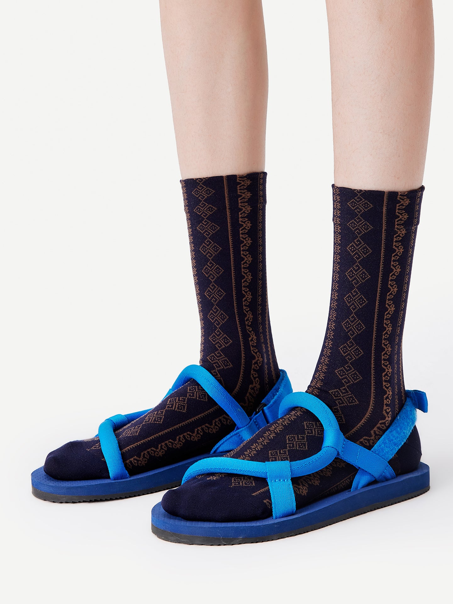 Brocade-Textured Double Cuff Crew Sock