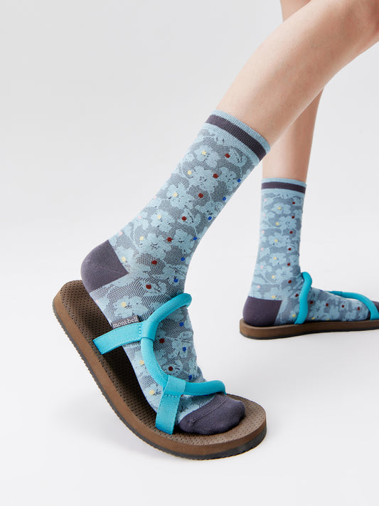 Contrast Dot Mesh Crew Socks