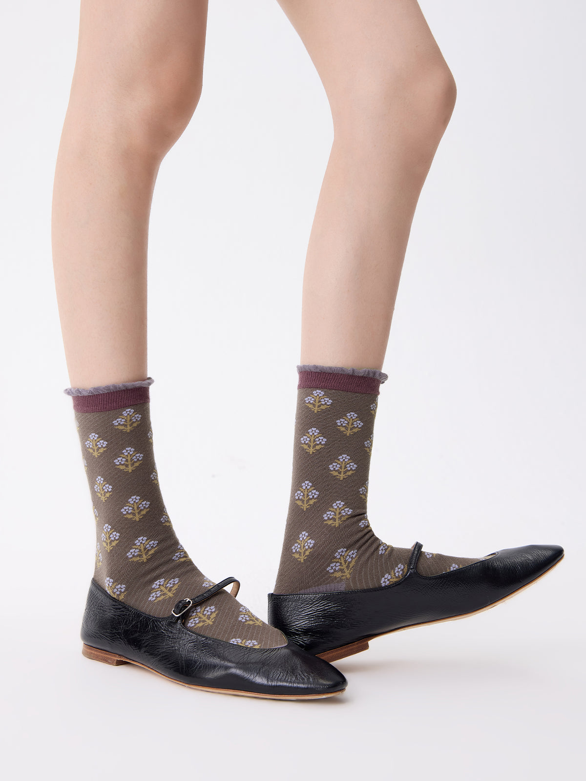 Twill Pattern Mid-Calf Socks