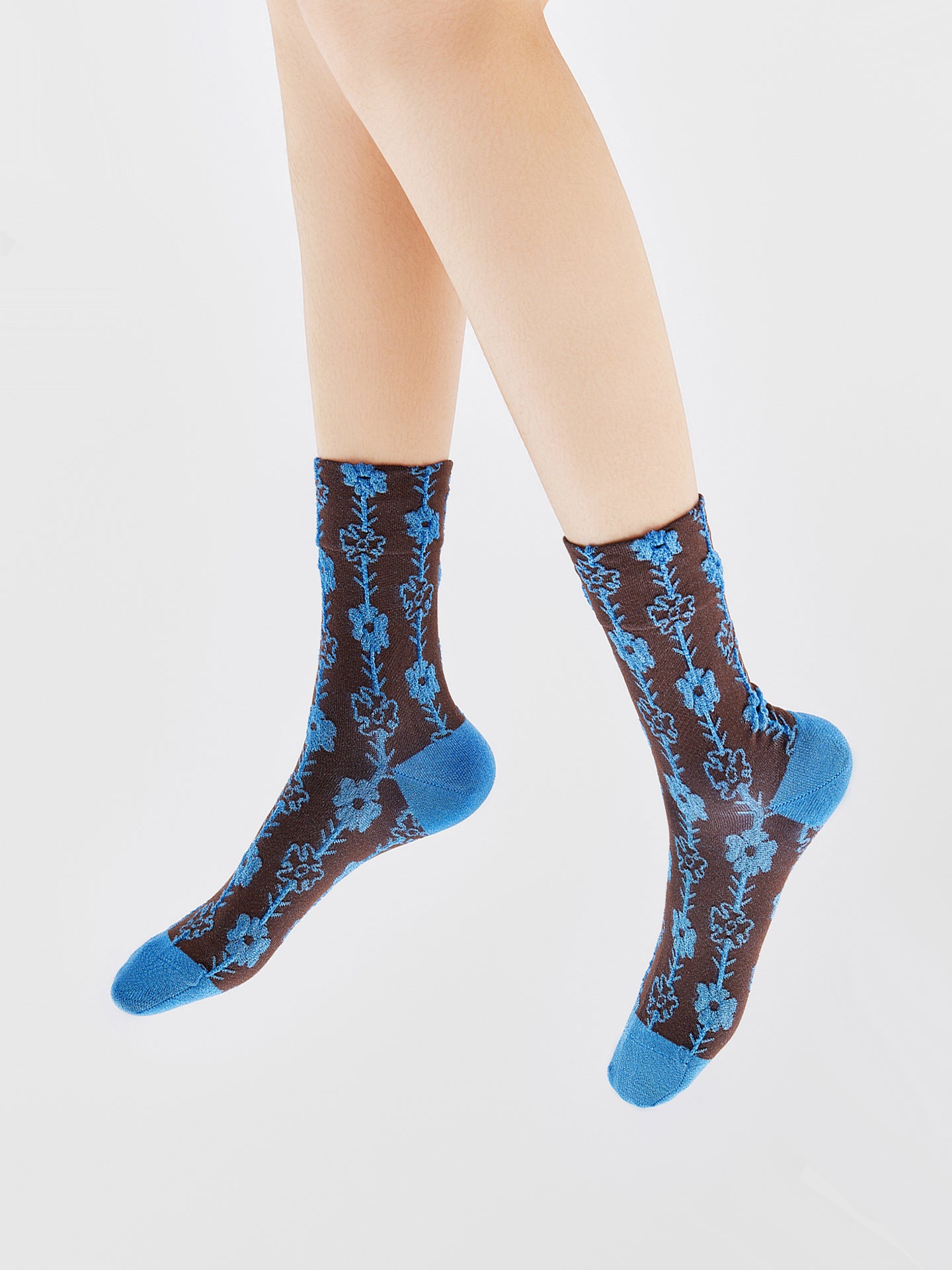 Flower Textured Crew Sock