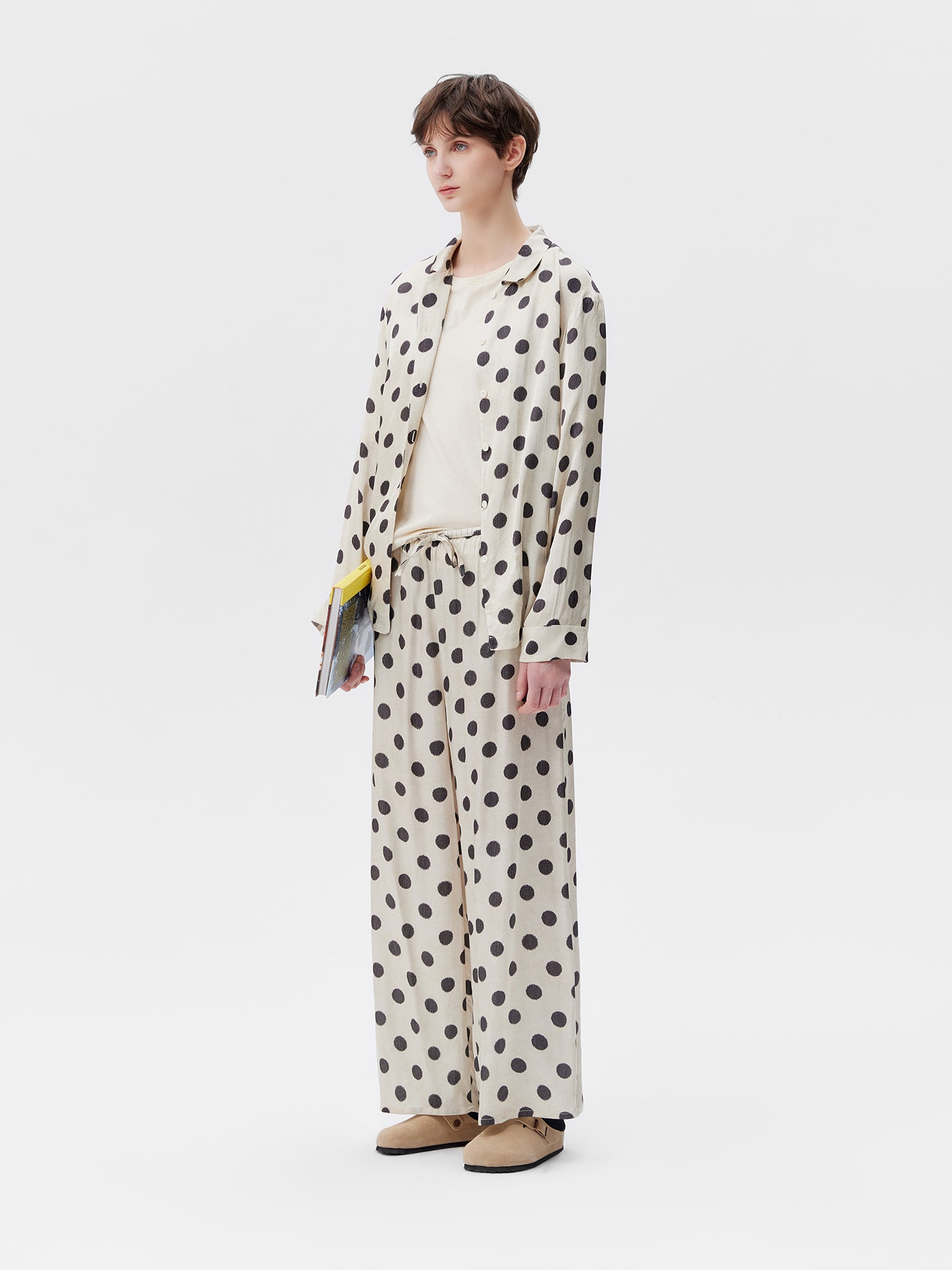 Cream Dot Lounge Set