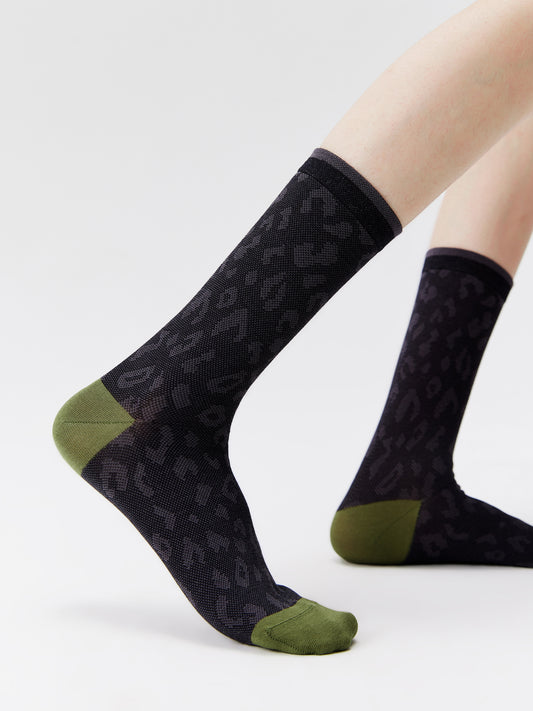 Leopard Jacquard Crew Socks