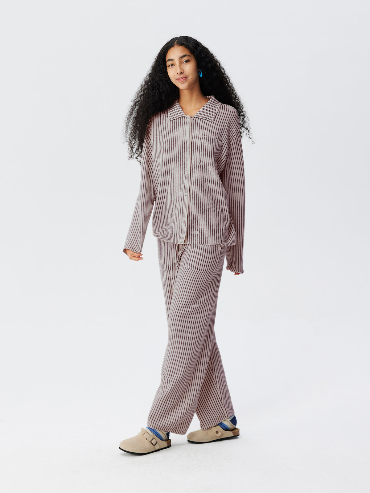 Contrast-Striped Half-Velvet Loungewear