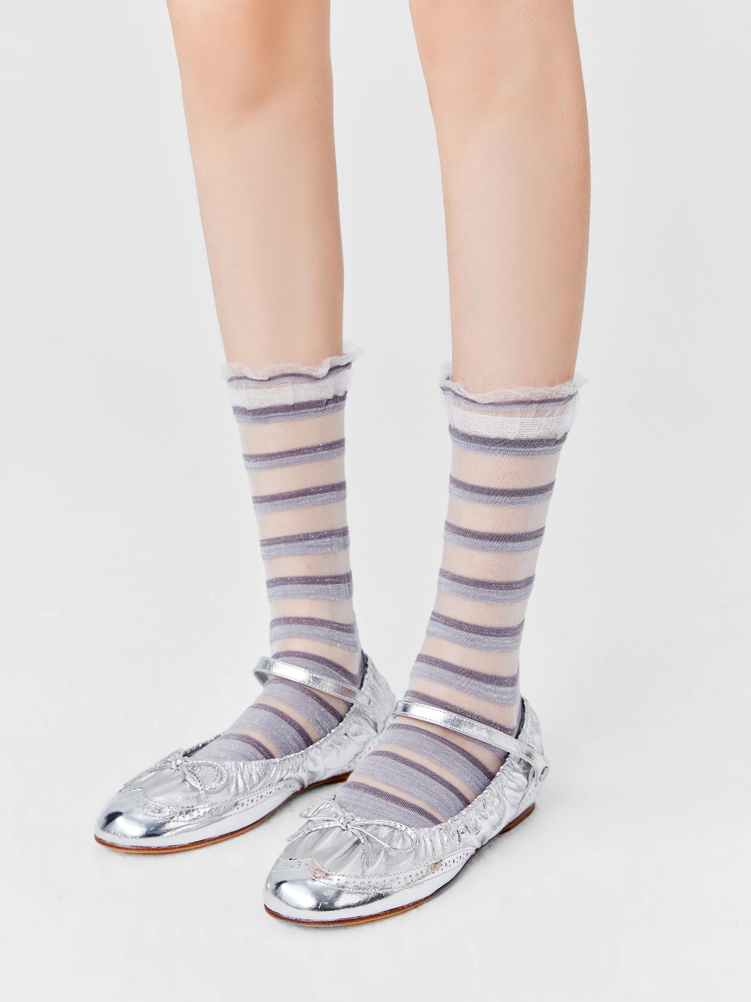 Gradient Trim Glass Silk Sock