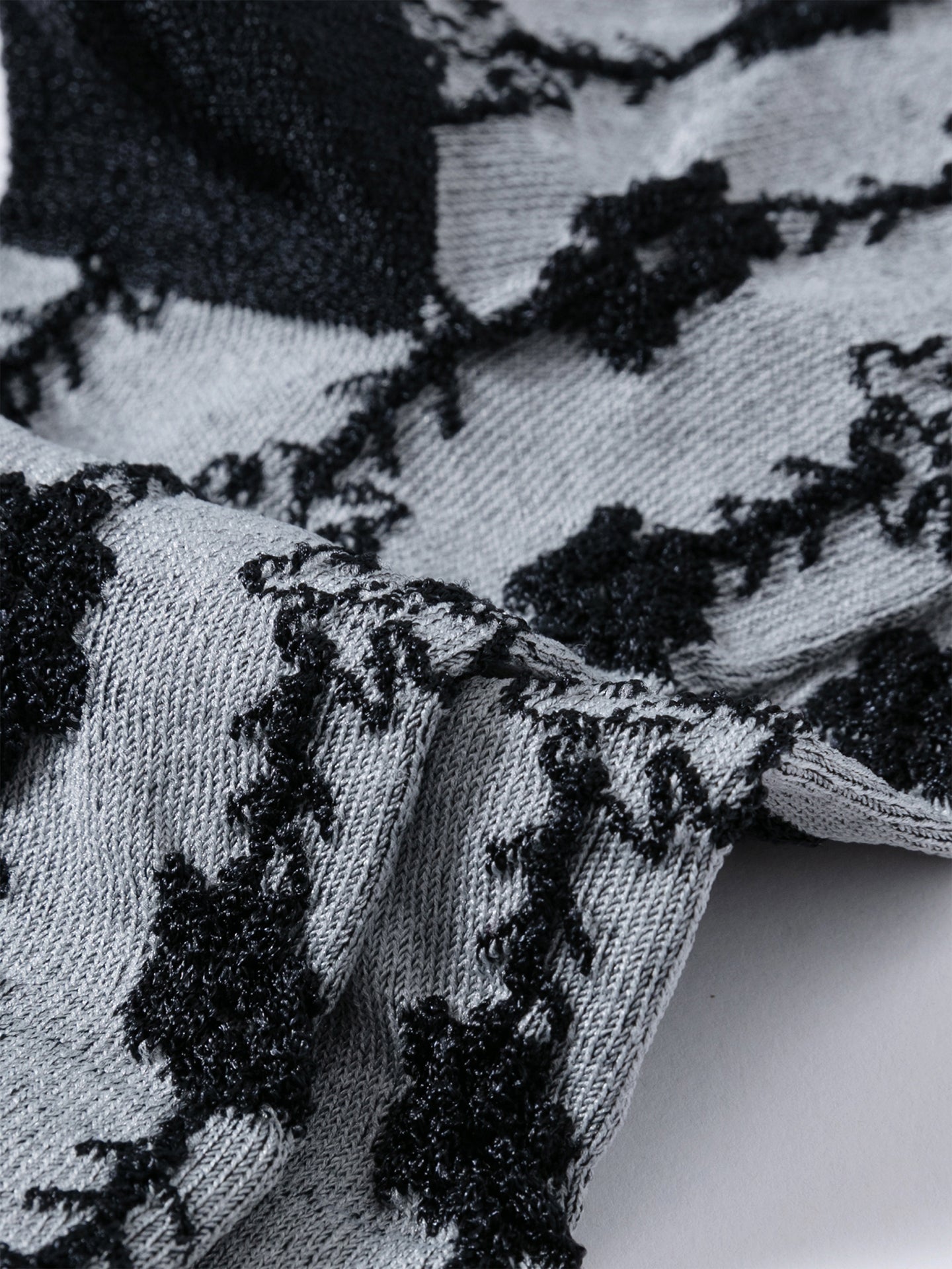 Flower Textured Crew Sock