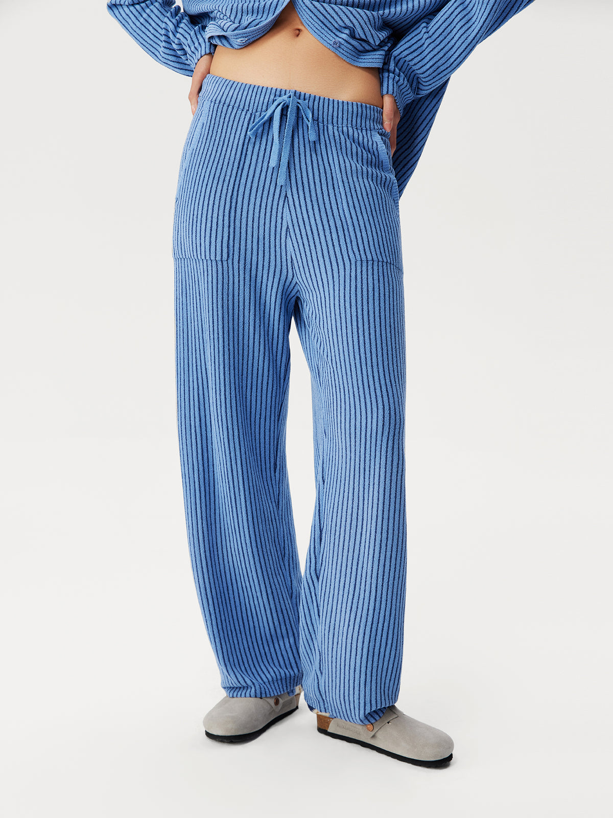 Contrast-Striped Half-Velvet Loungewear