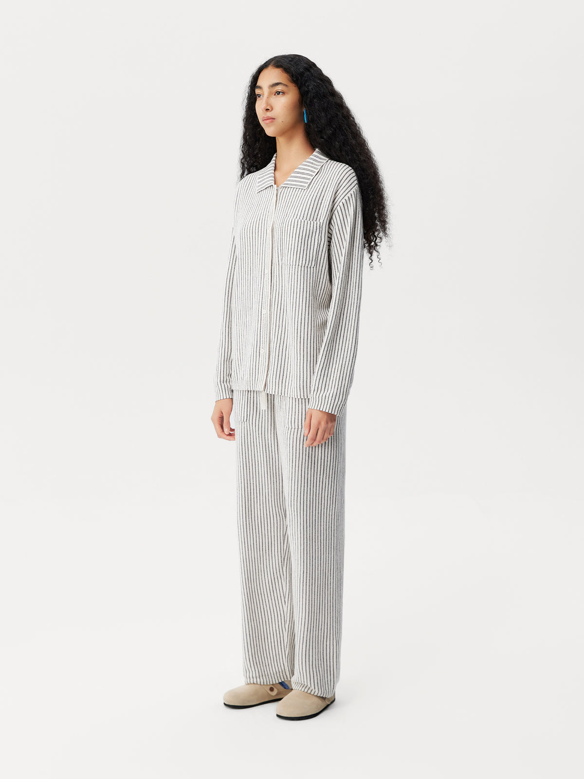 Contrast-Striped Half-Velvet Loungewear