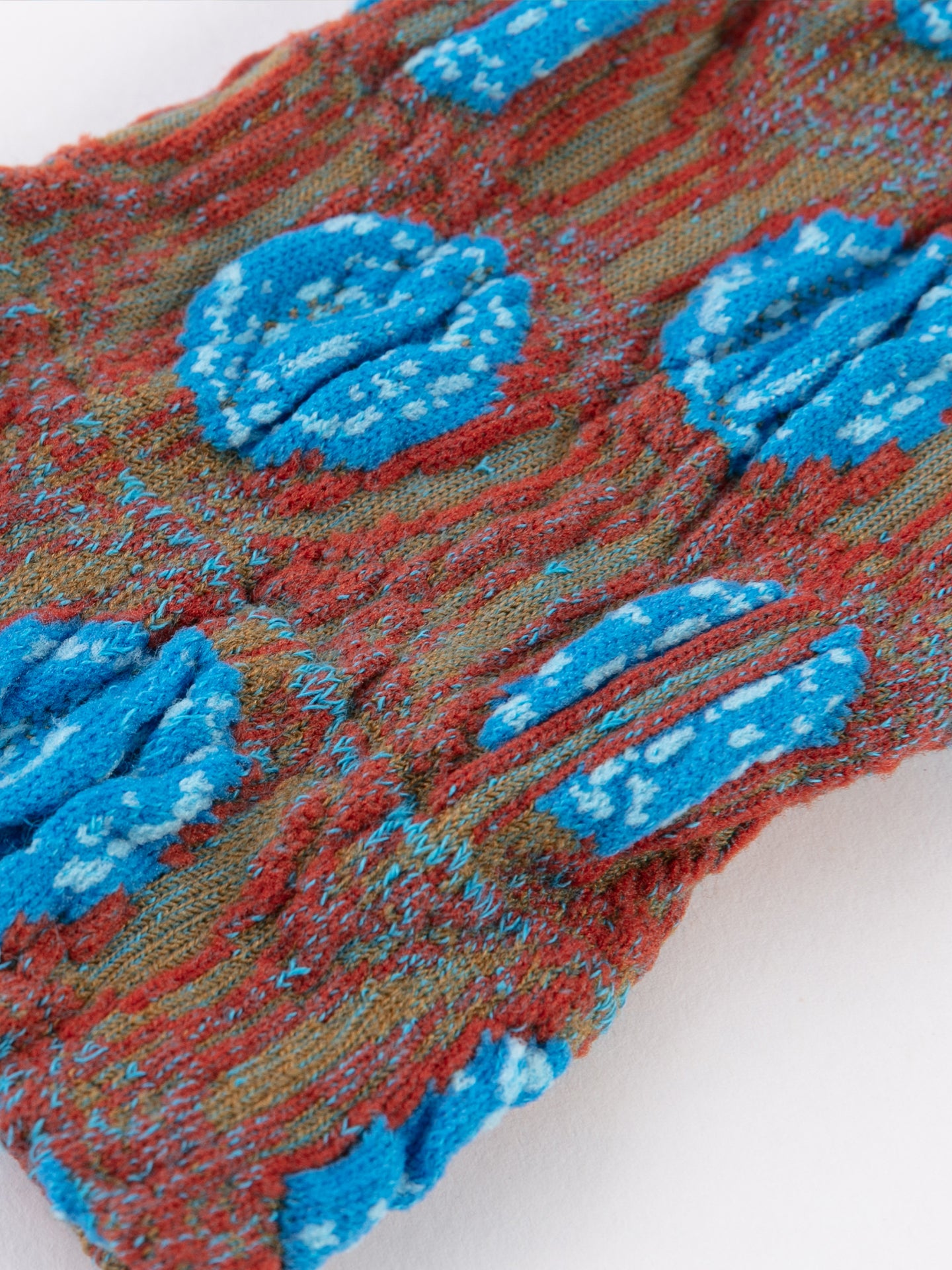 AR × Chuan Project Golden Berries Sock