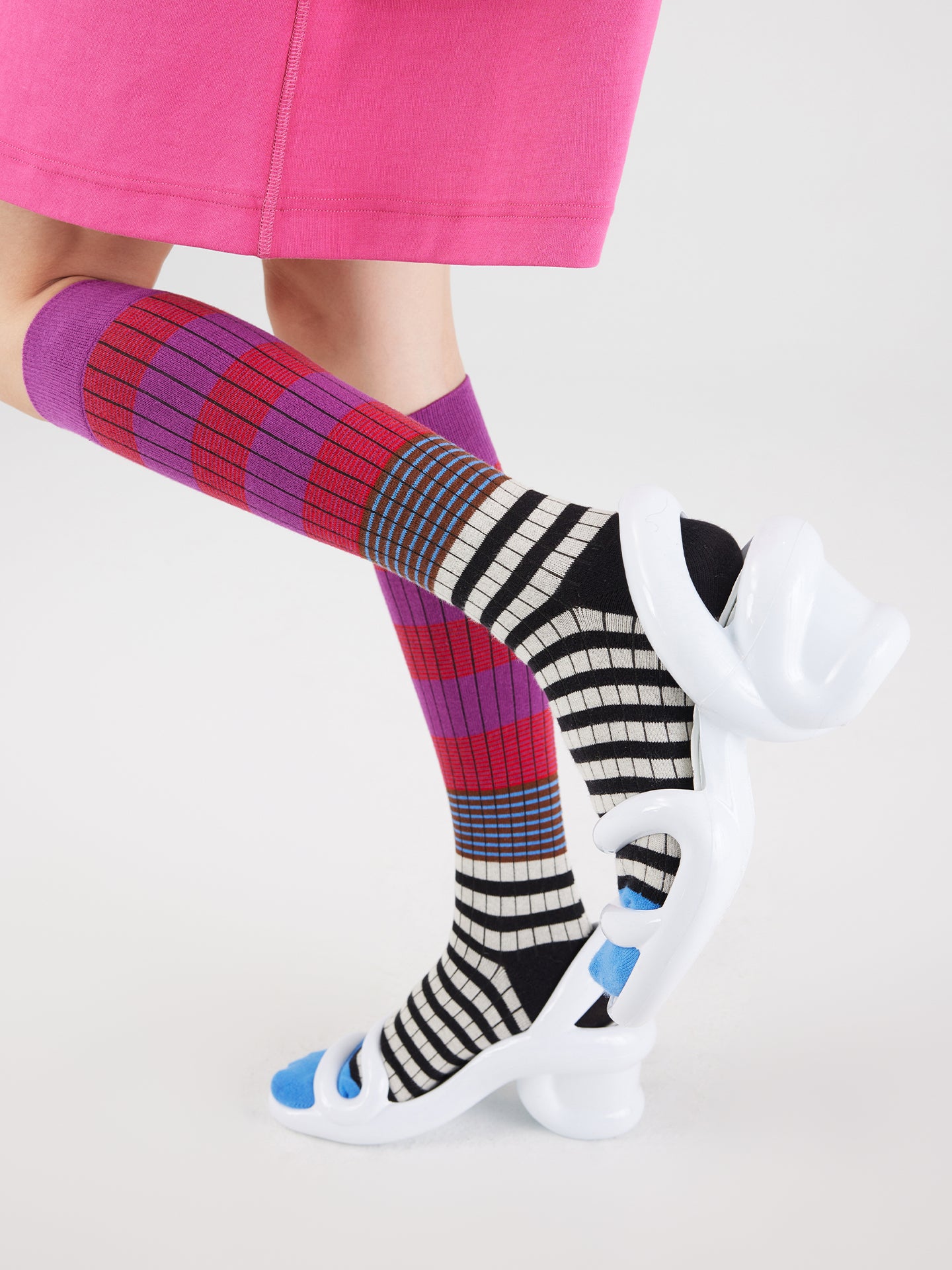 Color Clash Calf Socks Box