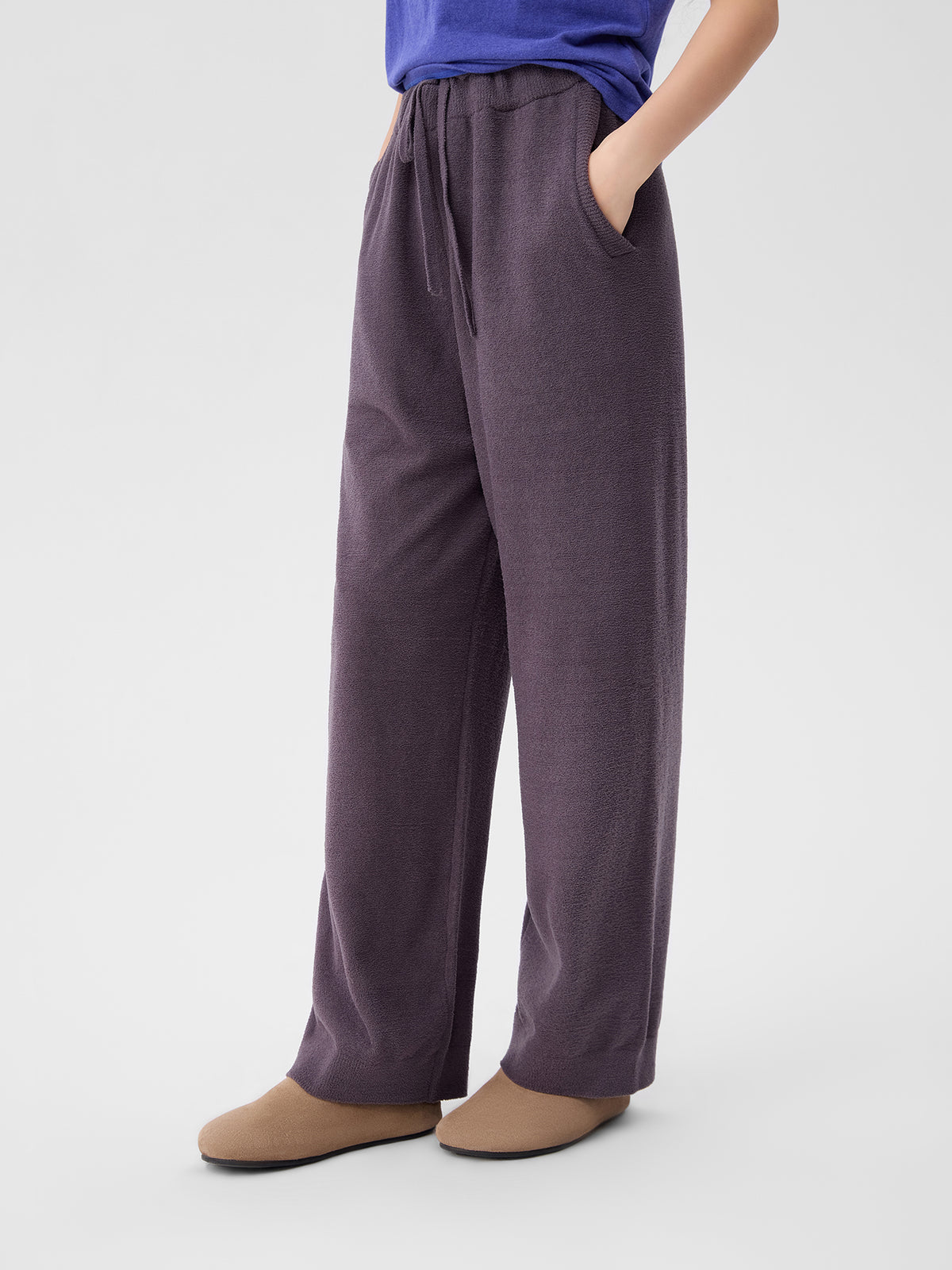 Contrasting-Color Pocketed Lightweight Fleece Loungewear