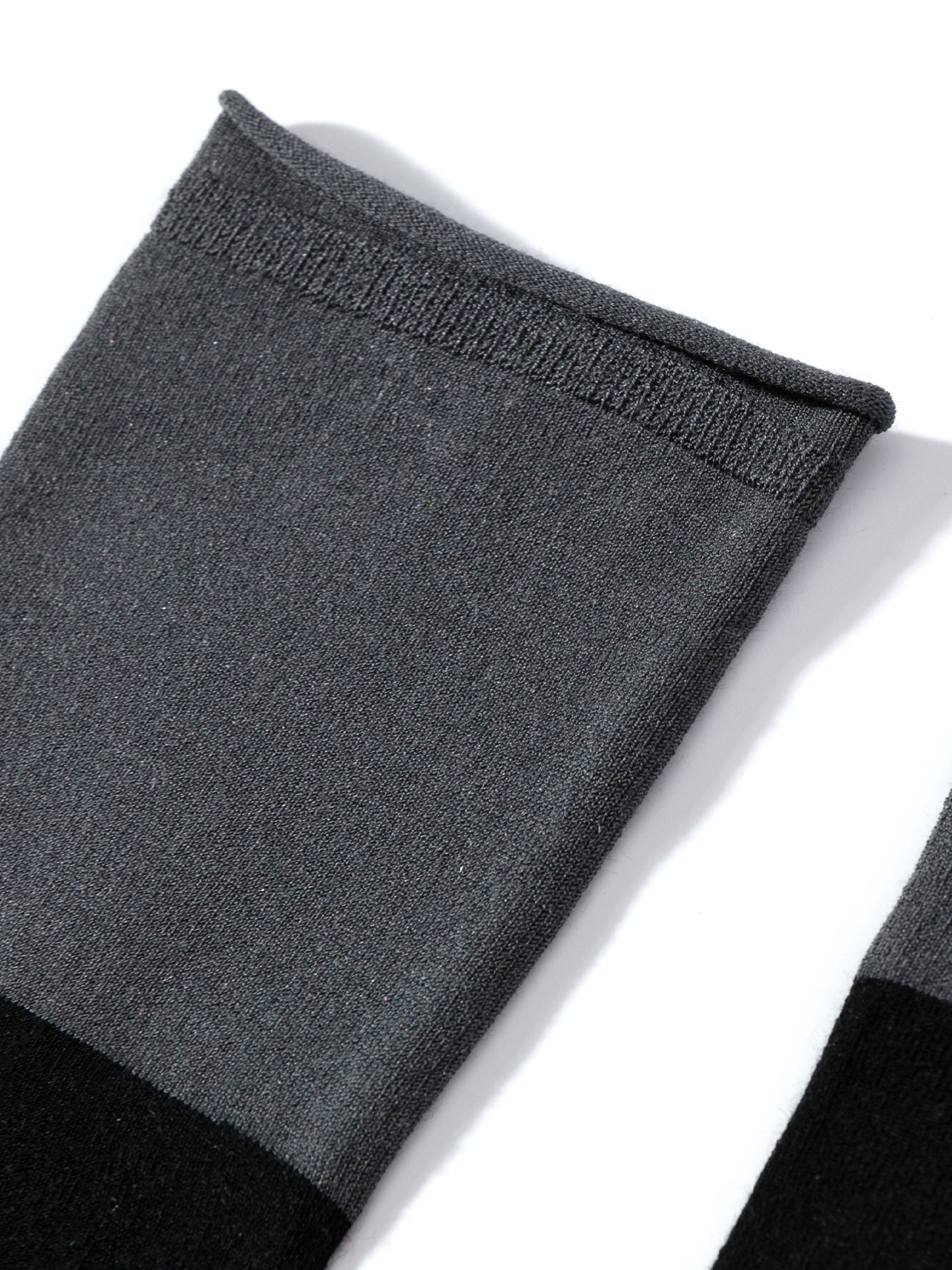 Contrast Trim Silk Blend Crew Socks
