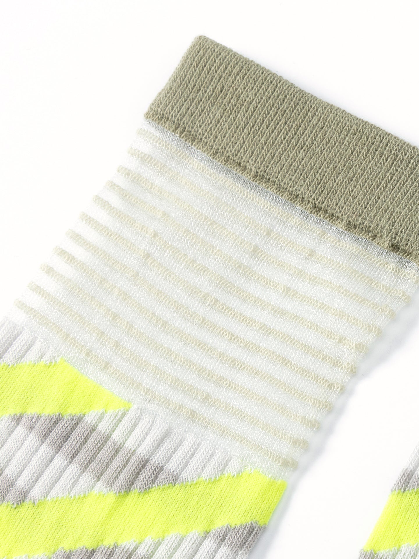 Diagonal Stripe Crew Socks