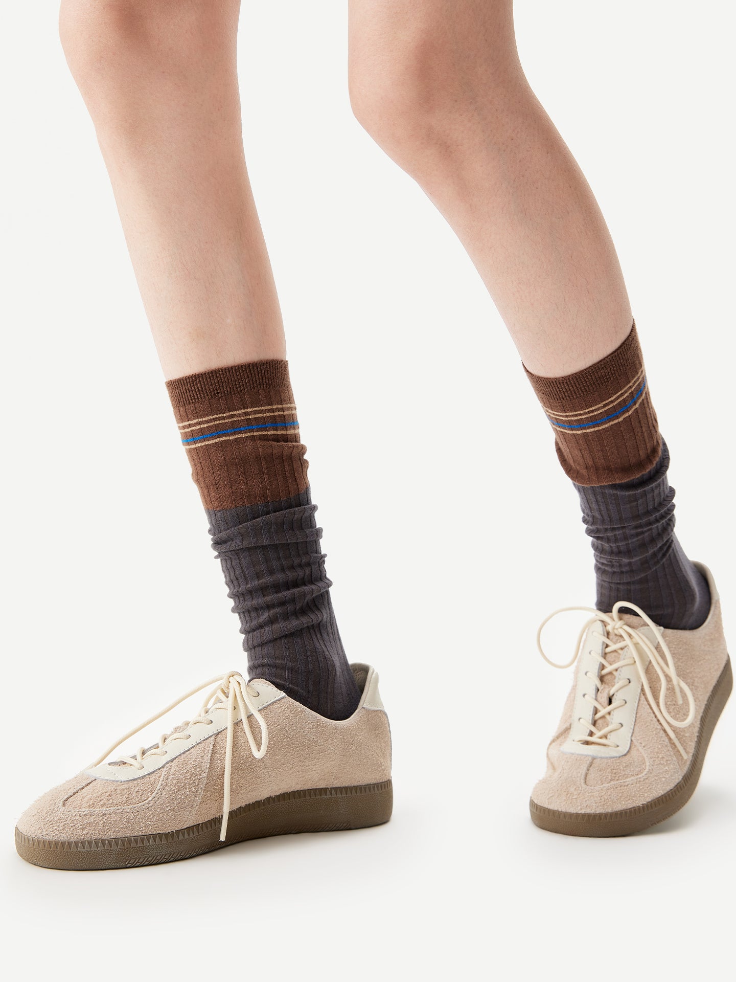 Bold Striped Trim Calf Sock