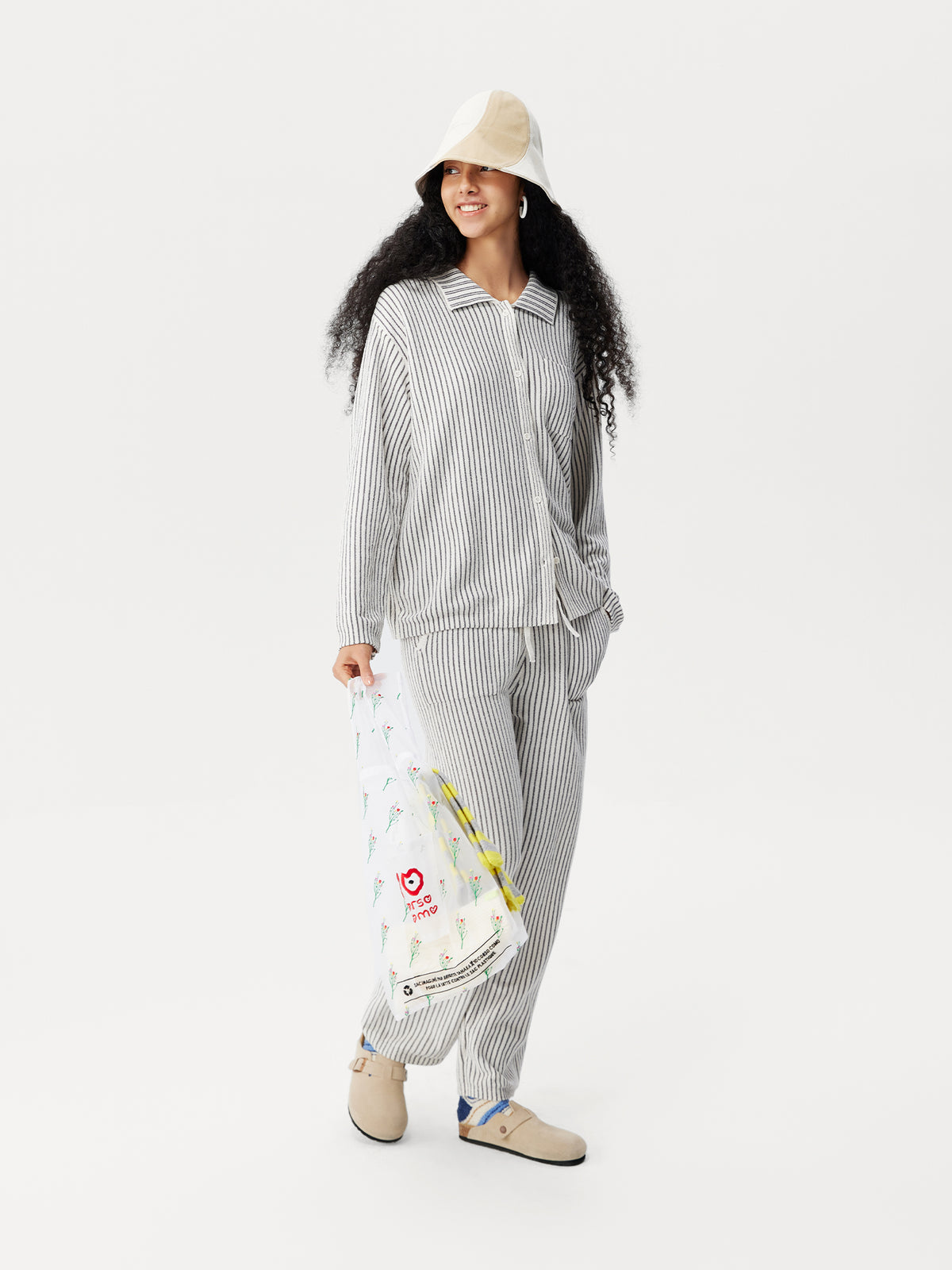 Contrast-Striped Half-Velvet Loungewear